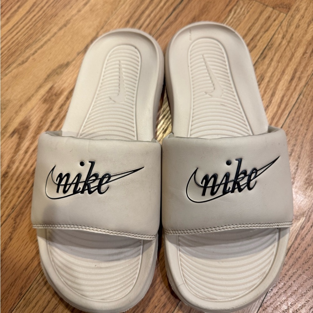 Nike cream colored Slide Sandals with Black Script Logo women’s size 8